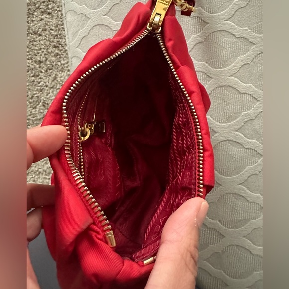 ❤️SOLD❤️ Authentic Prada Wristlet in Red - Picture 7 of 9